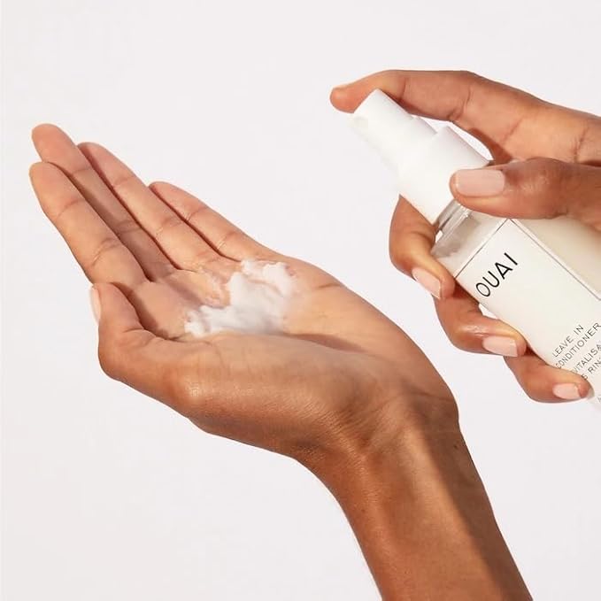 OUAI Leave In Conditioner & Heat Protectant Spray - Prime Hair for Style, Smooth Flyaways, Add Shine and Use as Detangling Spray - No Parabens, Sulfates or Phthalates (4.7 oz)