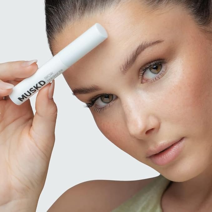 Eyebrow Growth Serum - Best Eyebrow Serum for Women to Grow Brows Fast & Thicker - Hair Growth Enhancer - Natural, Vegan & Cruelty Free for Fuller, Nourished Look (3ML)