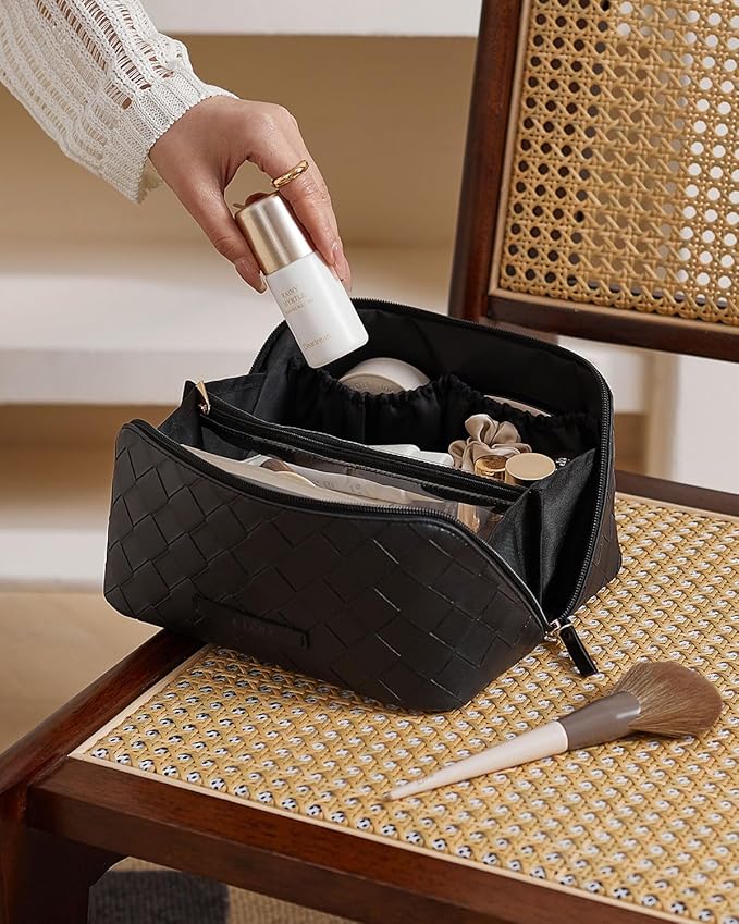 EACHY Travel Makeup Bag,Large Capacity Cosmetic Bags for Women,Waterproof Portable Pouch Open Flat Toiletry Bag Make up Organizer with Divider and Handle
