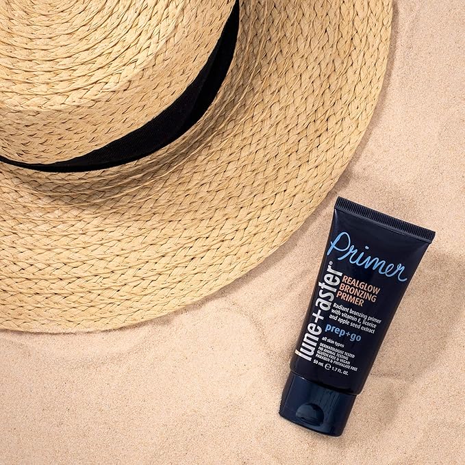 RealGlow® Bronzing Primer - Lightweight primer with sheer bronzed glow