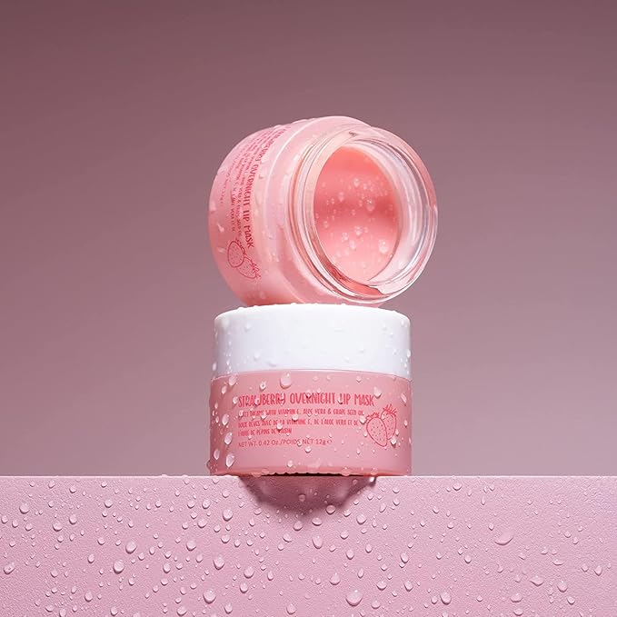 W7 Sweet Dreams Overnight Strawberry Lip