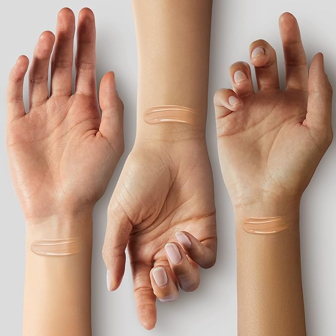 COVERGIRL & Olay Simply Ageless 3-in-1 Liquid Foundation, Matte Finish, Hyaluronic & Vitamin C Formula, 232 Nude Beige, 1 Count