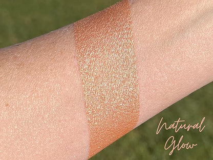 Face, Body and Hair Highlighters (NATURAL GLOW, Pump Pump Brush)