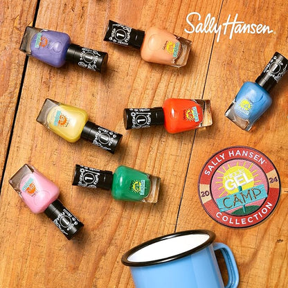 Sally Hansen Miracle Gel™, Summer Camp Campfire Song, Long Lasting, Gel-Like Formula, No UV Lamp Needed, Red Nail Polish